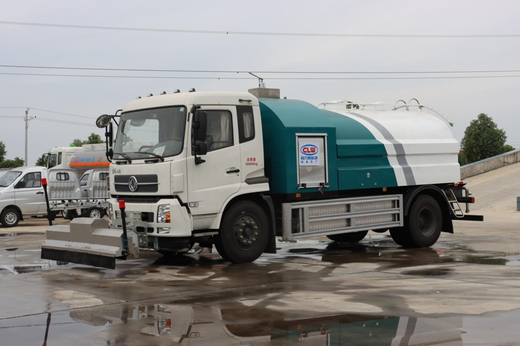 東風(fēng)天錦CL5182GQXBEV型純電動(dòng)清洗車