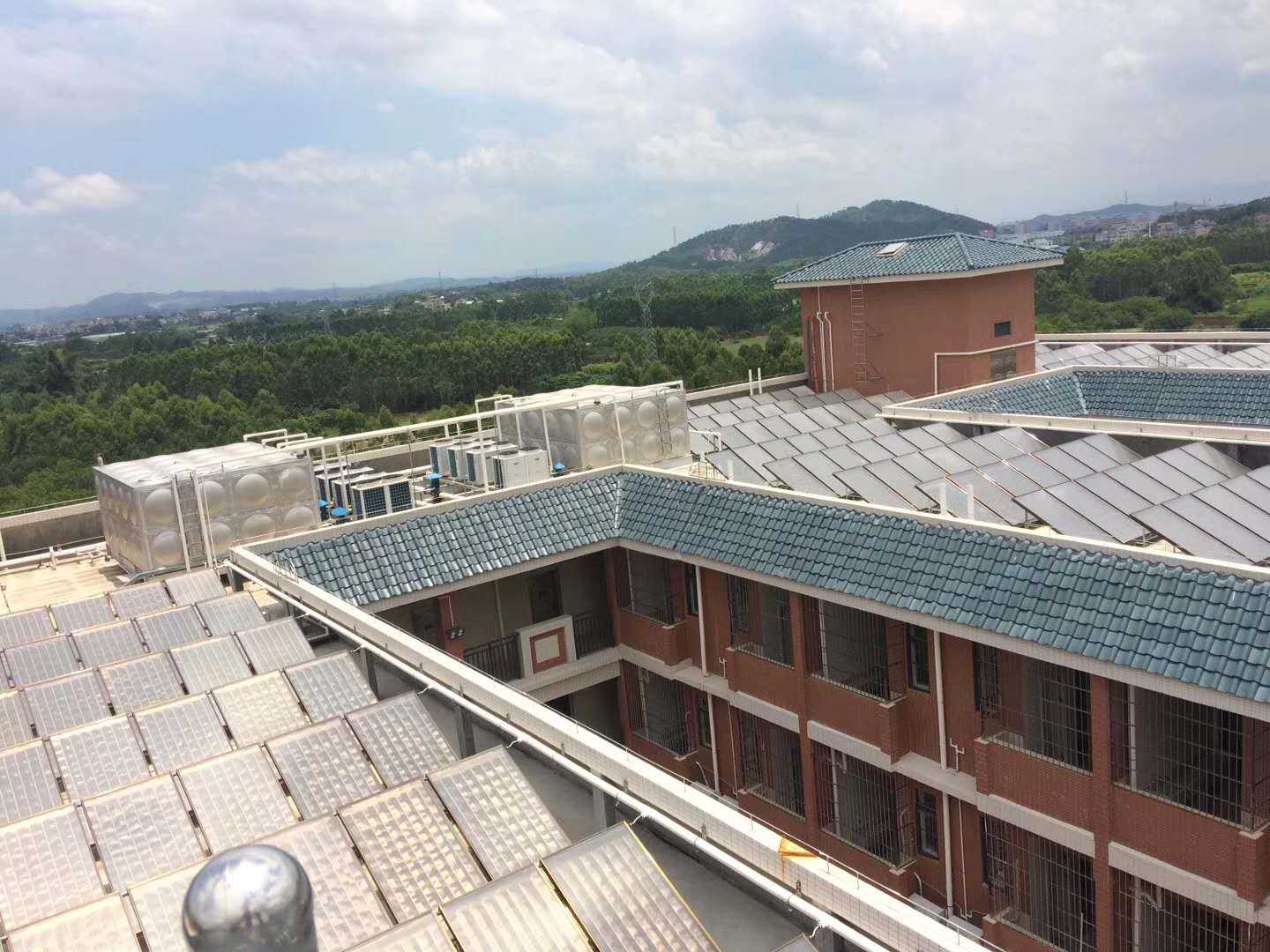 學(xué)校熱水工程